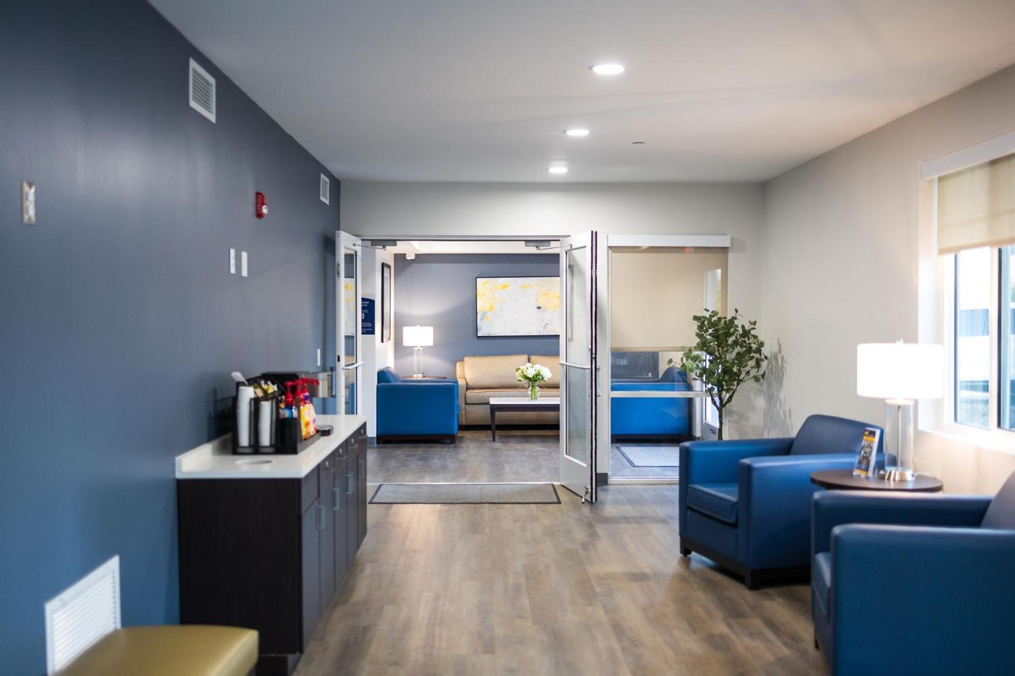 Stayapt Suites Pensacola-Uwf/Florida Hospital Area Ferry Pass Eksteriør bilde
